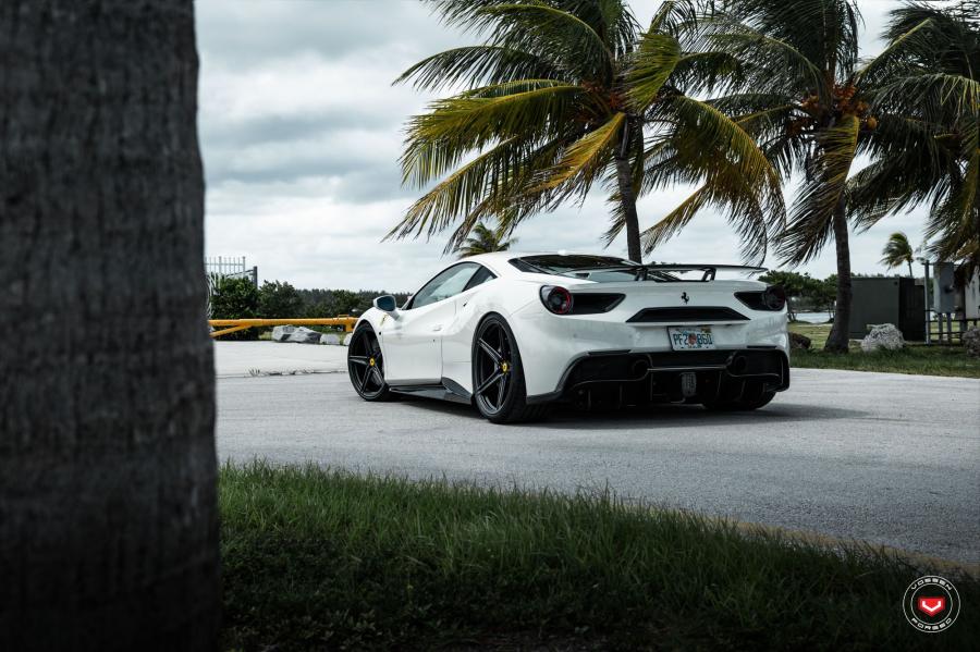  Ferrari 488 GTB on Vossen Wheels (M-X5) 2018 года  (фото 19 из 22)